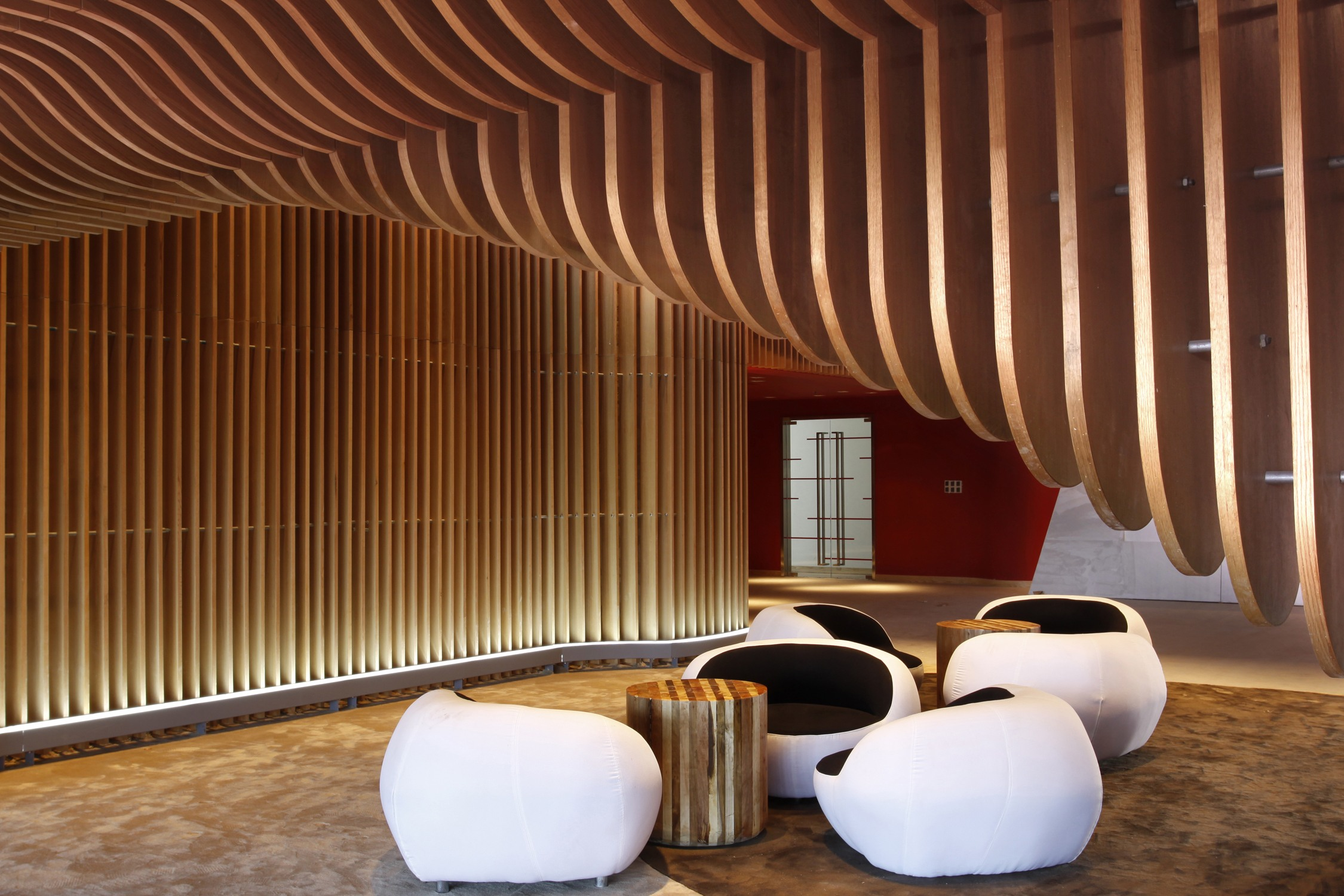office renovation companies in dubai
